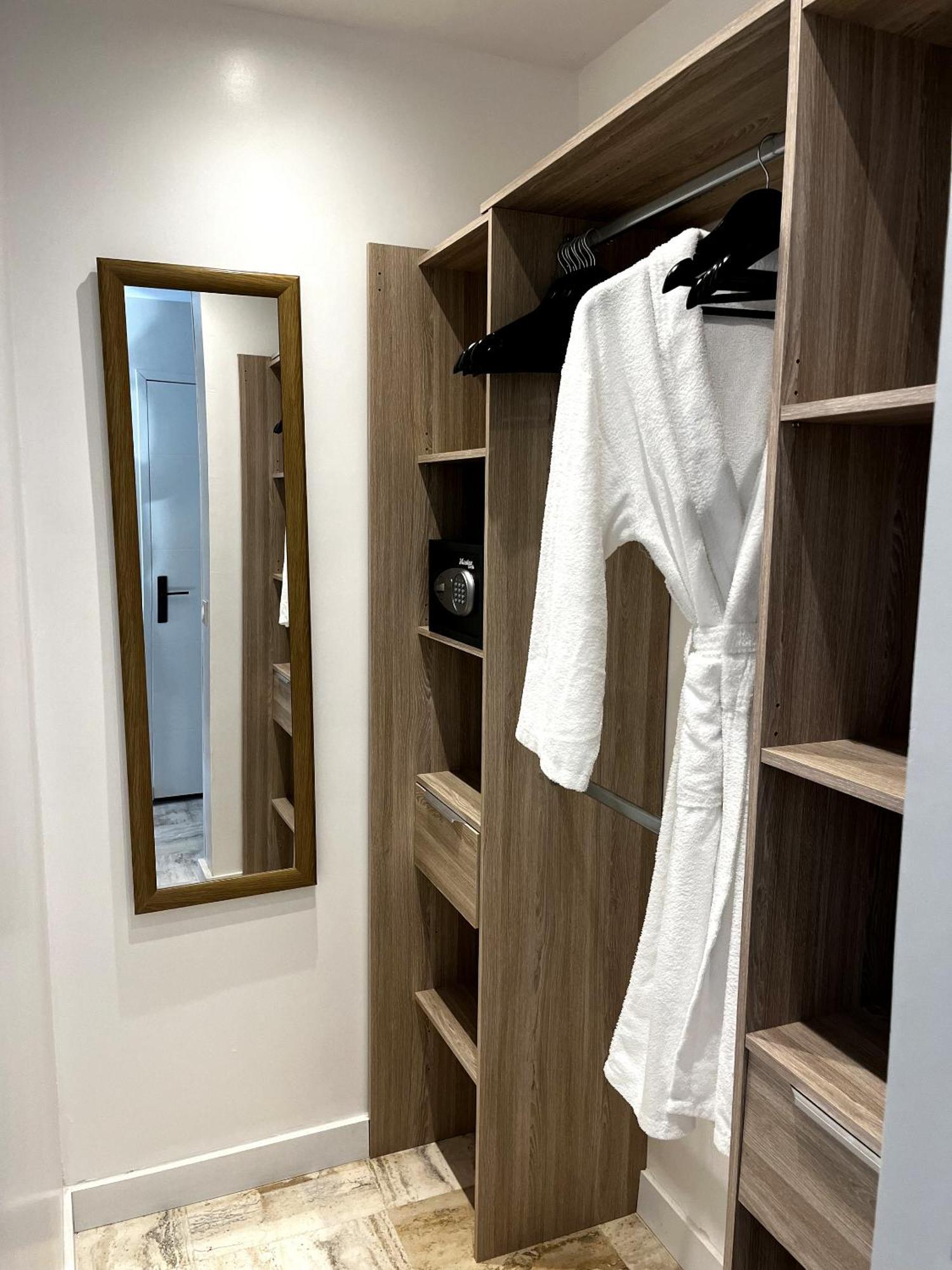 Pomme Cannelle Luxury Suites & Spa オリエントベイ 部屋 写真