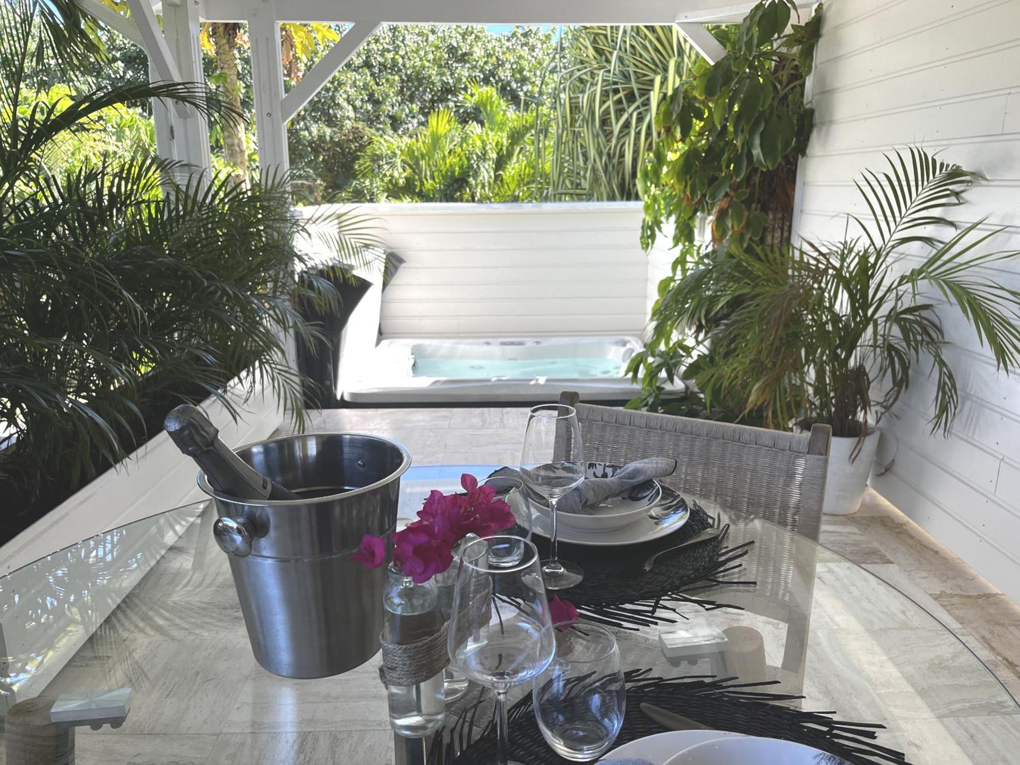 Pomme Cannelle Luxury Suites & Spa オリエントベイ 部屋 写真